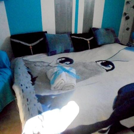 Blue Room, Kitchenette Chaumont  Bagian luar foto